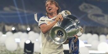 Luka Modric zyrtarizon kalimin te AC Milan