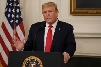 Trump lehtëson rregullat për fluturimet komerciale në hapësirë