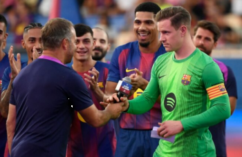 Barcelona siguron miratimin e La Ligas për regjistrimin e Joan Garcias 