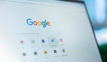 Google gjobitet me 55 milionë dollarë në Australi për marrëveshje anti-konkurrencë me dy gjigandë të telekomunikacionit