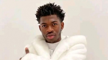 Lil Nas X arrestohet në Los Angeles pasi u përplas me policinë – ndodhej pothuajse tërësisht zhveshur në rrugë