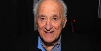 Jerry Adler, aktori i “The Sopranos” dhe veteran i Broadway-t, ndahet nga jeta në moshën 96-vjeçare