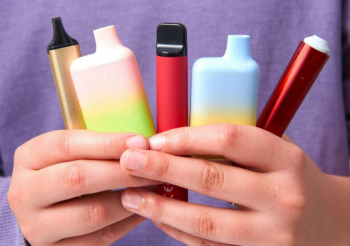Cigaret elektronike rrezikojnë shëndetin: Lidhja me depresionin dhe mendimet vetëvrasëse 