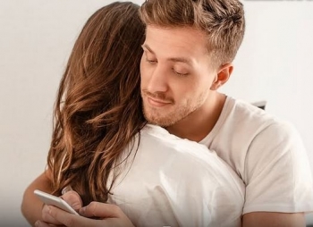 Një studim i ri tregon se gratë janë shumë më të mira se burrat në zbulimin e tradhtisë