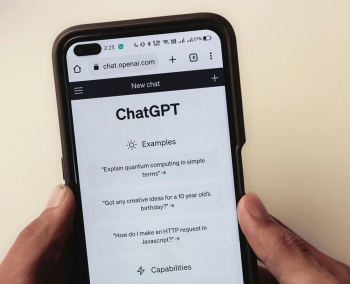 ChatGPT ende nuk po shkakton trazirat masive në tregun e punës në SHBA