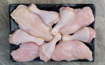 AUV ndalon importin e shpezëve dhe produkteve të tyre nga Italia pas konfirmimit të gripit të shpezëve