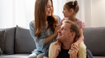 Prindërit po mbështeten gjithnjë e më shumë te ChatGPT për rritjen e fëmijëve 