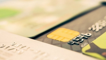 Bankat europiane drejt heqjes së mijëra bankomateve tradicionale