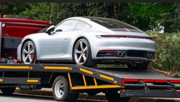 Panik në Rusi: Qindra Porsche “ndalën papritur” dhe mbetën të paafta për t’u lëvizur