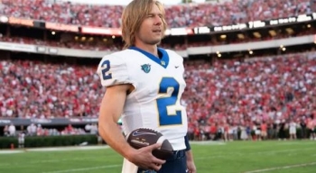 Hulu rinovon komedinë “Chad Powers” për sezonin e dytë