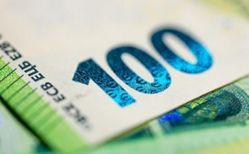 Inflacioni zhvlerëson euron: 100€ e 2019 sot vlejnë 78€