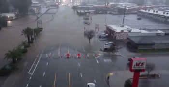 Stuhi të fuqishme dhe rrezik i lartë për përmbytje në Kaliforni