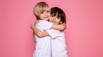 Modeli danez i edukimit: Empatia si pjesë e programit shkollor