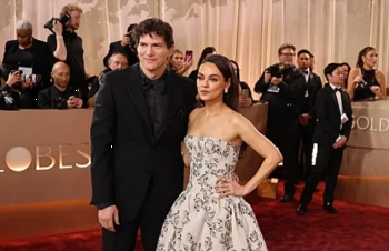 Ashton Kutcher dhe Mila Kunis rikthehen në tapetin e kuq pas tre vitesh