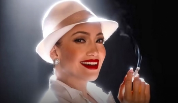 Jennifer Lopez në “Kiss of the Spider Woman” - thriller-i i 1982 rikthehet në transmetim