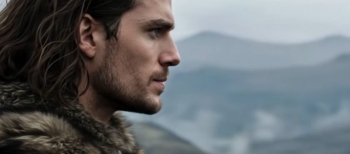 Henry Cavill shfaqet për herë të parë si Connor MacLeod në reboot-in e “Highlander”