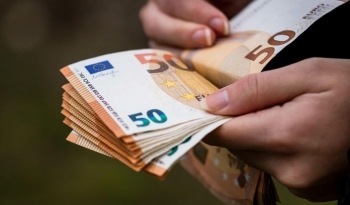 Mbitërheqjet bankare në Kosovë arrijnë 655 milionë euro në vitin 2025