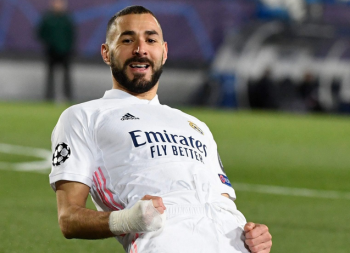 Karim Benzema debuton me hat-trick te Al Hilal dhe përplaset me gazetarët