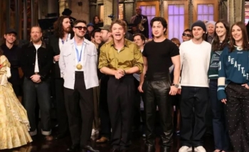 “Saturday Night Live” kritikohet për skeçin mbi sindromën Tourette