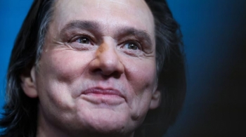 Polemika online për paraqitjen e Jim Carrey në “César Awards”