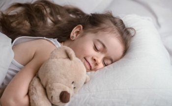 Shumë fëmijë nuk flenë sa duhet, paralajmërojnë ekspertët
