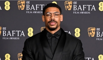 Aaron Pierre bashkohet me “Man of Tomorrow” në rolin e Green Lantern