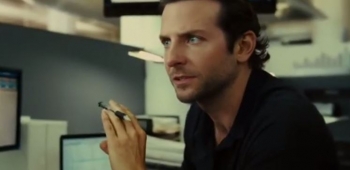 Bradley Cooper mund të shkruajë dhe drejtojë “Ocean’s”