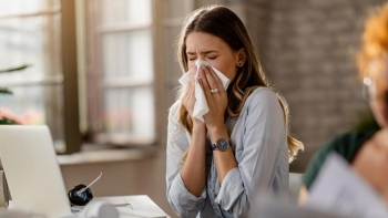 Imunoterapia ofron shpresë për trajtimin afatgjatë të alergjive sezonale