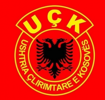 Veteranët paralajmërojnë protestë para Kuvendit për ekspozitën “Masakrat në Kosovë”