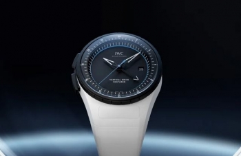 Ora e parë luksoze e dizajnuar për hapësirë: inovacioni i ri nga IWC Schaffhausen