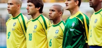 Futbolli rikthen nostalgjinë: fanellat retro pushtojnë La Ligën dhe Botërorin 2026