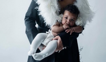 Rihanna shfaq vajzën e saj për herë të parë në publik