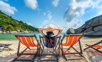 Evropa ndryshon kurs për verën 2026: turistët braktisin destinacionet e mbipopulluara për alternativa më të lira