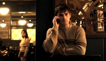 Filmi horror-romantik “Obsession” trazon një fushatë të pazakontë: mesazhe dashurie që dalin “jashtë ekranit”