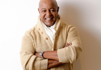 Peabo Bryson, zëri i paharrueshëm i Disney-t, ndahet nga jeta në moshën 75-vjeçare