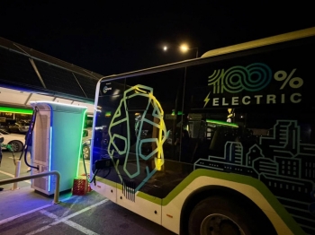 Prishtina drejt transportit të gjelbër: Planifikohet financimi për autobusë elektrikë dhe tramvaj