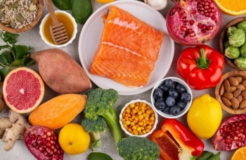 Dieta anti-inflamatore lidhet me rrezik më të ulët të demencës, tregon studimi i ri