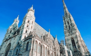 Vjena rrit taksën turistike, bëhet ndër qytetet më të shtrenjta në Evropë për vizitorët