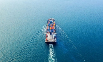 Vazhdon pasiguria për naftën dhe transportin detar