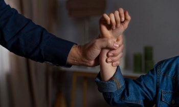 Mbi 1,500 raste të dhunës në familje të raportuara në Kosovë deri në korrik