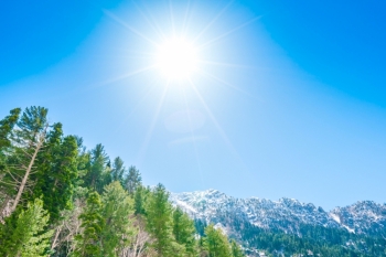 Moti me diell - temperatura deri në 32°C