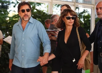 Penélope Cruz dhe Javier Bardem mbërrijnë në Venecia për “Bunker”
