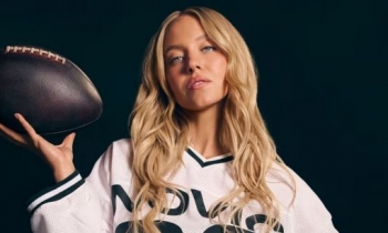 Atletet kritikojnë reklamën e Sydney Sweeney: “Po seksualizon sportin e grave”