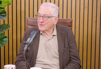 Robert De Niro përlotet gjatë intervistës: “Duhet të luftosh”