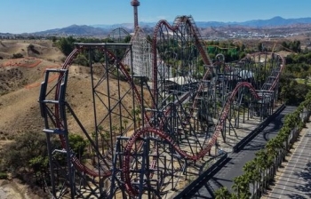 Hetimi i CNN: Probleme teknike dhe lëndime të shumta në parqet argëtuese Six Flags në SHBA