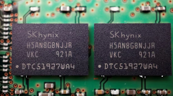 Samsung dhe SK Hynix synojnë të prodhojnë çipa më të avancuar në Kinë