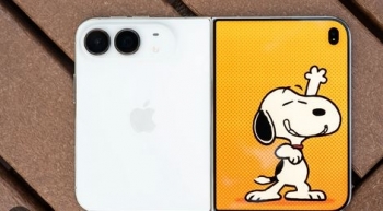 Apple zëvendëson iPhone Duo pas problemeve me ekranin